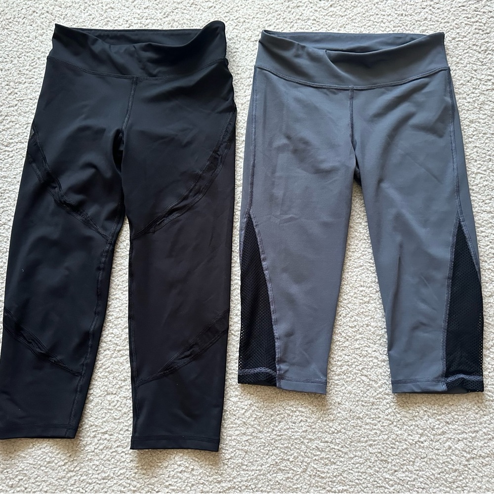Aeropostale women Black and Gray capri Leggings